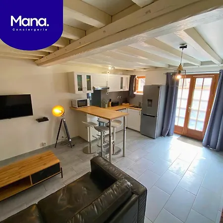 L'escale - 2 Km De La - Basilique Notre-dame-de-la-delivrande Douvres-la-Délivrande