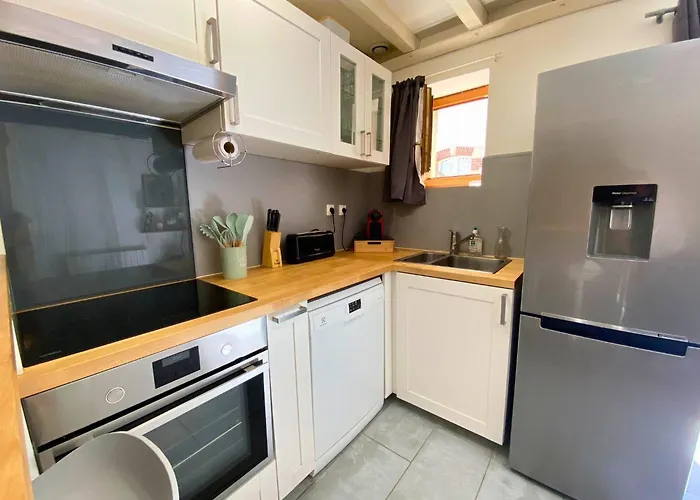 L'escale - 2 Km De La - Basilique Notre-dame-de-la-delivrande